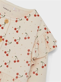 NAME IT Kirsebær Kjole Dolly Creme De Peche 